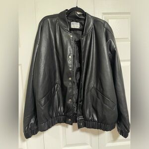 Faux leather jacket (bomber jacket style)